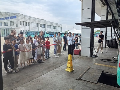 4-修理車間4.jpg
